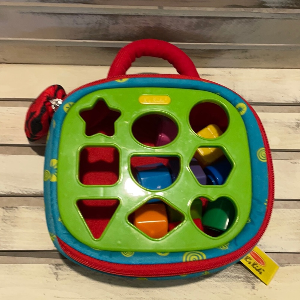 Melissa & Doug K's Kids Take-Along Shape Sorter